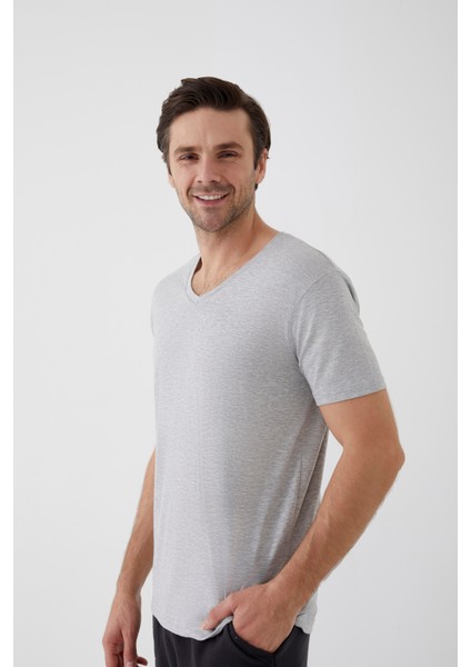 Erkek Pamuklu V Yaka Kısa Kollu Tişört