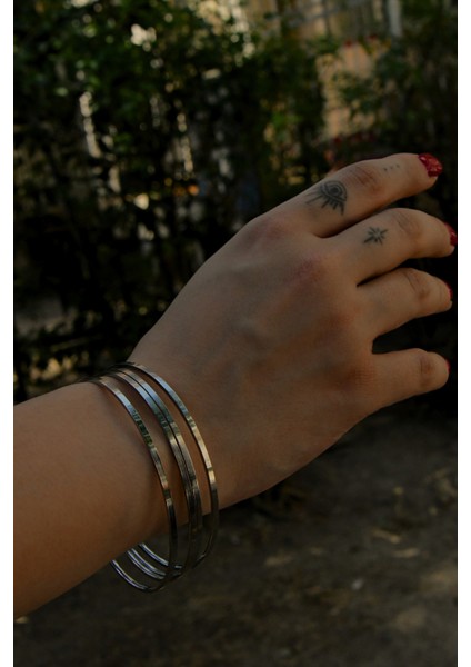 65MM Çapında 2mm Kalınlığında Ajda Bilezik Düz Kesim modelleri