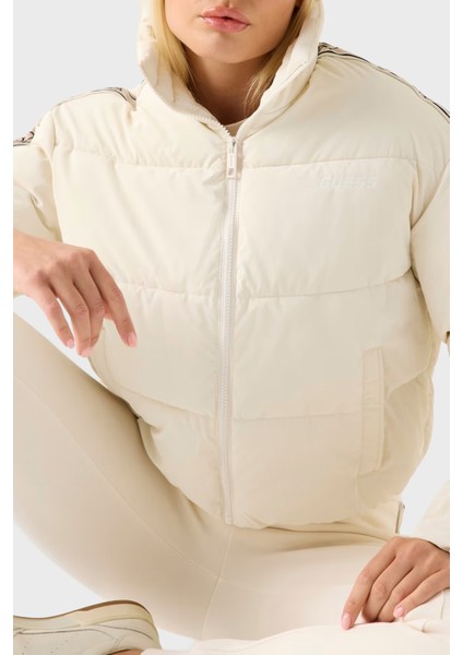 Kapitoneli Logolu Regular Fit Dik Yaka Şişme Mont V5BL11WGYC2 Bayan Mont V5BL11 Wgyc2 G6K5 fırsatları