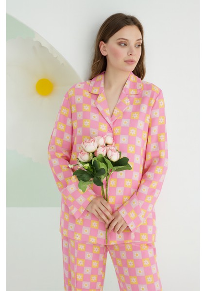 Pembe Papatya Çiçekli Önden Düğmeli Pijama Takımı
