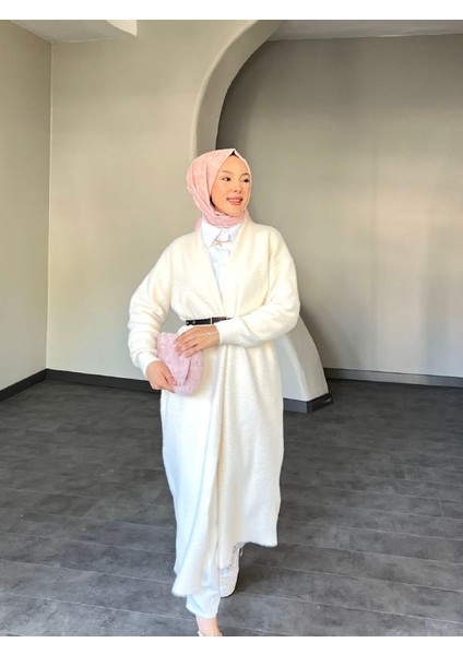 Selin Uzun Kemerli Oversize Triko Yünlü Hırka modelleri