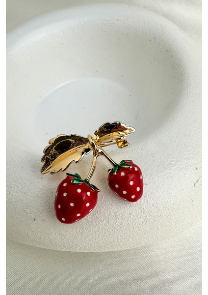 Altın Sarısı Kırmızı Beyaz Mineli Çilek Broş (3cm) fırsatları
