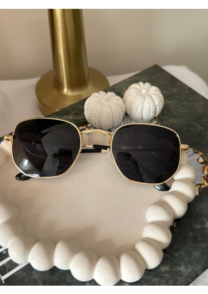 Gold Detay Güneş Gözlüğü fırsatları