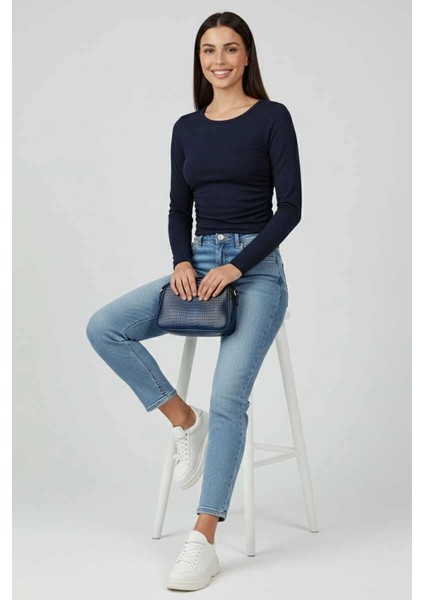 Yanı Büzgülü Bluz Lacivert T4322