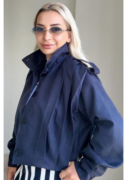 Hakim Yaka Düğmeli Kadın Lacivert Ceket fiyatları