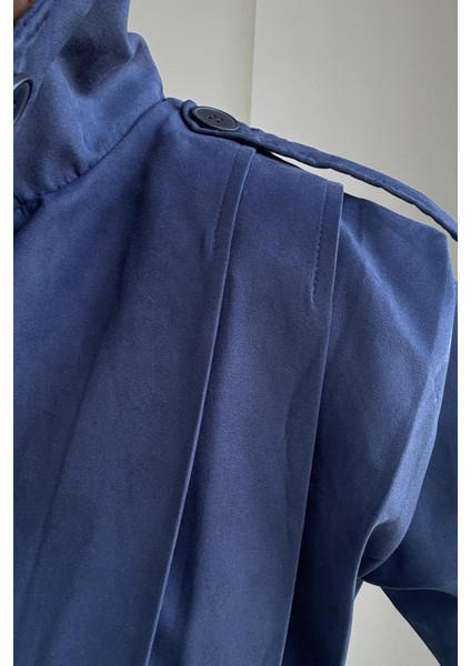 Hakim Yaka Düğmeli Kadın Lacivert Ceket fırsatları