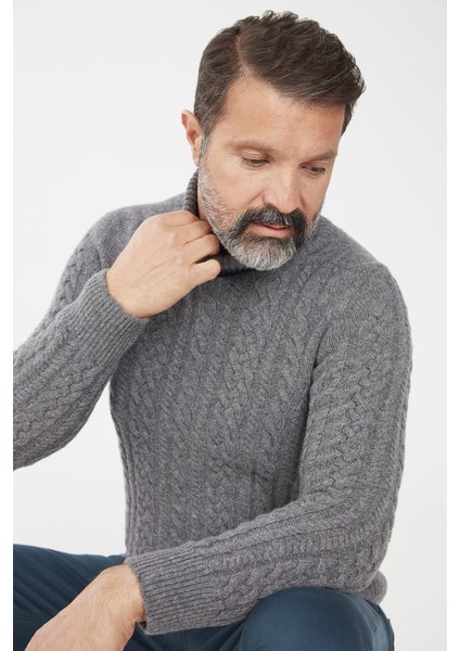 Erkek Balıkçı Yaka Saç Örgülü Yün Kazak Füme