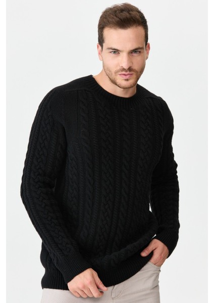 Erkek Sıfır Yaka Saç Örgülü Yün Kazak Siyah