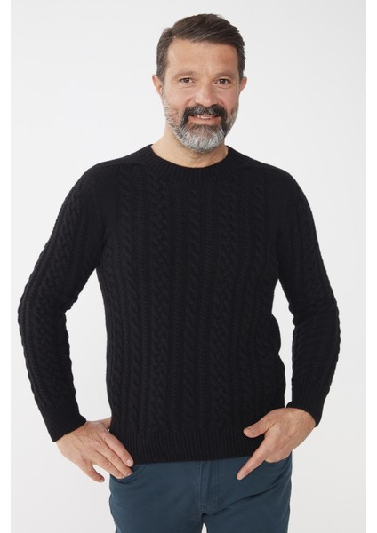 Erkek Sıfır Yaka Saç Örgülü Yün Kazak Siyah