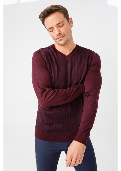 Erkek Önü Çizgili V Yaka Triko Kazak Bordo fırsatları