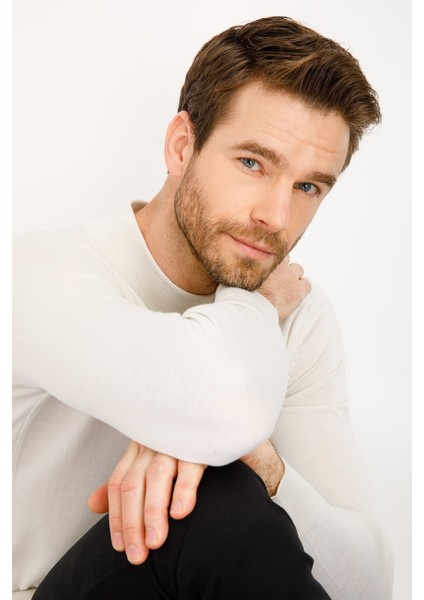 Erkek Basic Yarım Balıkçı Ince Triko Kazak Kemik indirimleri