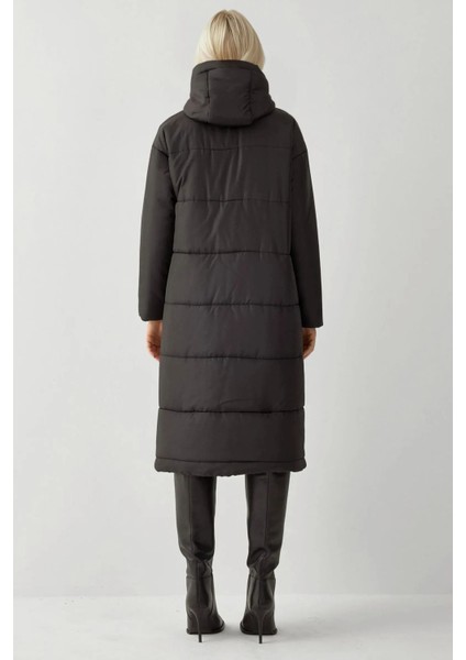 Kadın BDART Kapüşonlu Uzun Şişme Mont Black
