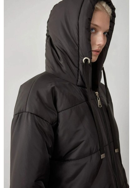 Kadın BDART Kapüşonlu Uzun Şişme Mont Black