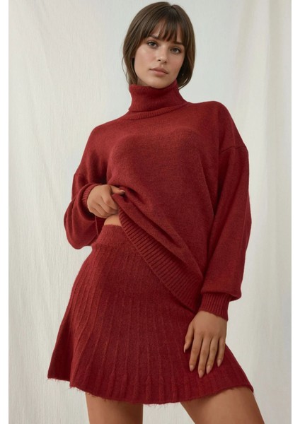 Kadın BDART Dokulu Oversize Yüksek Yaka Örme Takım Kırmızı