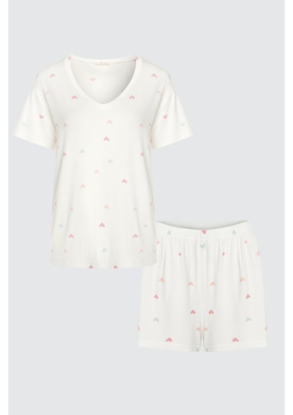 Kadın Kısa Kollu Viskon Kalp Desenli Şortlu Pijama Takımı