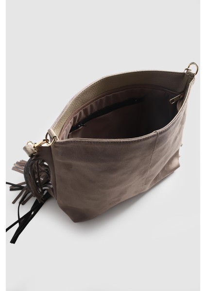 Lagraccio Paris Kadın Guts Süet Püsküllü Omuz Çantası Siyah Süet indirimleri