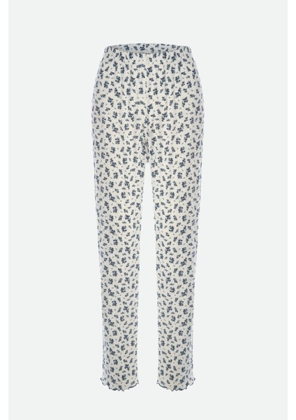 Kadın Pamuklu Çıtır Çiçek Desenli Baby Overloklu Fiyonk Detaylı Uzun Kollu Pijama Takımı fırsatları