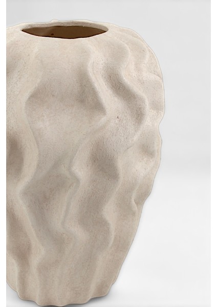 Serenité Bej Dalgalı Sarmaşık Desenli Seramik Vazo (18x25.5 cm) fırsatları