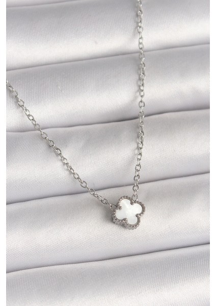 Bfs 316L Çelik Gümüş Renk Beyaz Yonca Model Kadın Kolye