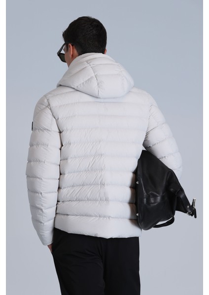 Oversize Kapüşonlu Erkek Kışlık Mont - Minimalist Tasarım