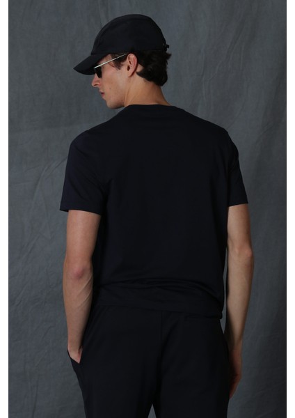 Maya Modern Grafik T- Shirt Siyah