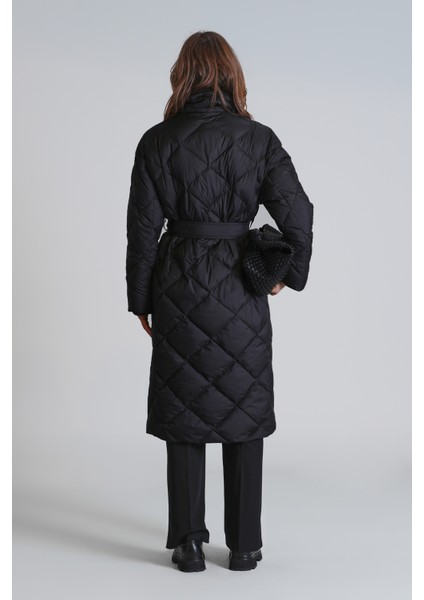 Lucy Kaz Tüyü Kadın Mont Siyah