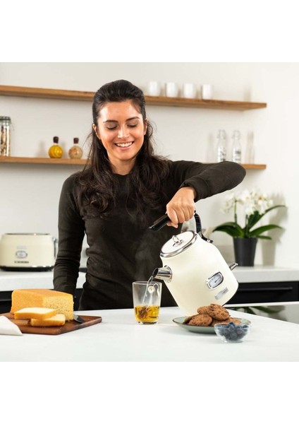 Beyaz Retro Elektrikli Su Isıtıcı, Şık ve Pratik Kullanım modelleri