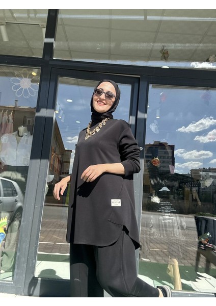 Tripen Siyah Spor Ikili Takım modelleri