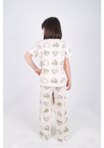 Kız Çocuk Pamuklu Kalpli Desenli Pijama Takımı