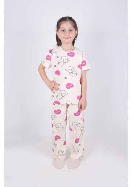 Kız Çocuk Pamuklu Kalpli Desenli Pijama Takımı
