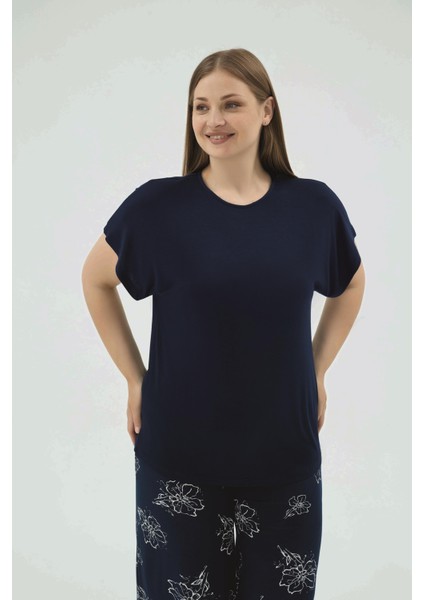 Kadın Büyük Beden Lacivert Kısa Kollu Bisiklet Yaka Kapri Pijama Takımı C6T5N271 fiyatları