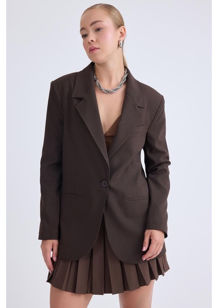 Önden Tek Düğme Kapamalı Blazer Ceket fiyatları