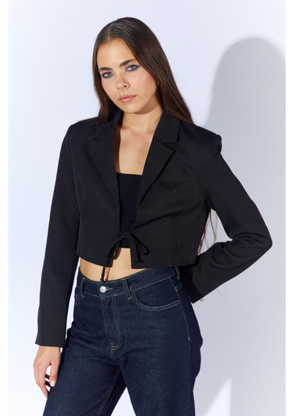 Kadın Siyah 4795 Önü Bağlamalı Crop Blazer Ceket