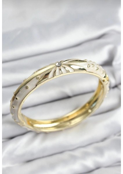 Mineli Beyaz Ayışığı Kalın Kelepçe Bileklik modelleri