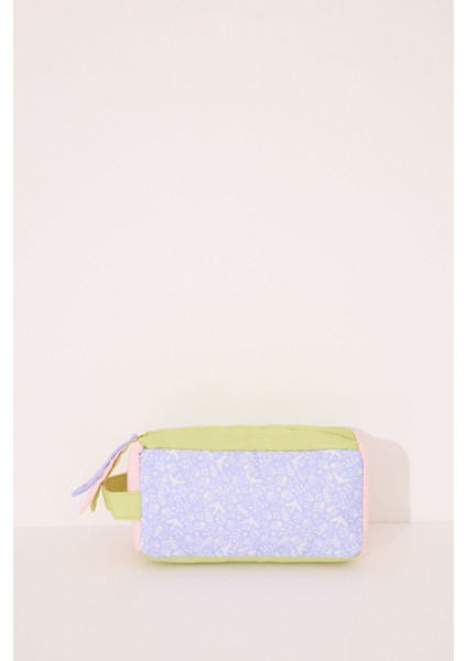 Renkli ve Şık Küçük Aksesuar Düzeni Makyaj Çantası, Pratik ve Şık Tasarım fırsatları