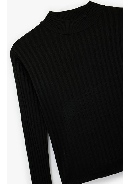 Uzun Kollu Dik Yaka Triko Kazak modelleri