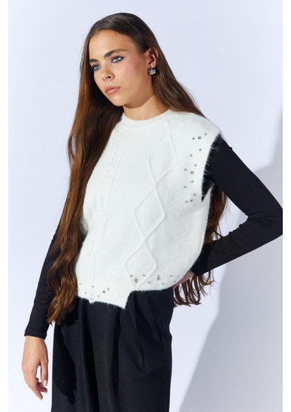 Kadın Ekru Bisiklet Yaka Desenli Triko Süveter modelleri