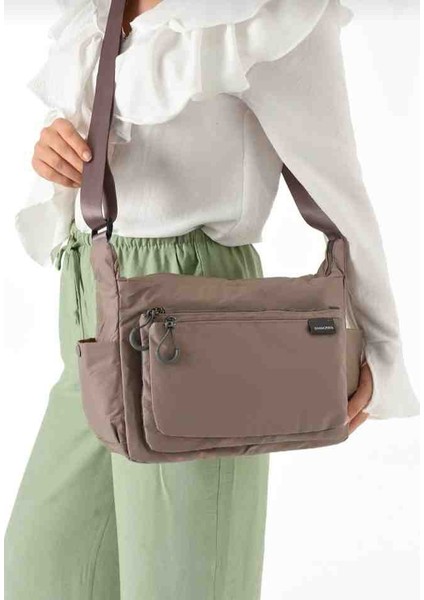 Eflanmoda Su Geçirmez Paraşüt Kumaştan Çok Bölmeli Kadın Omuz Çantası modelleri