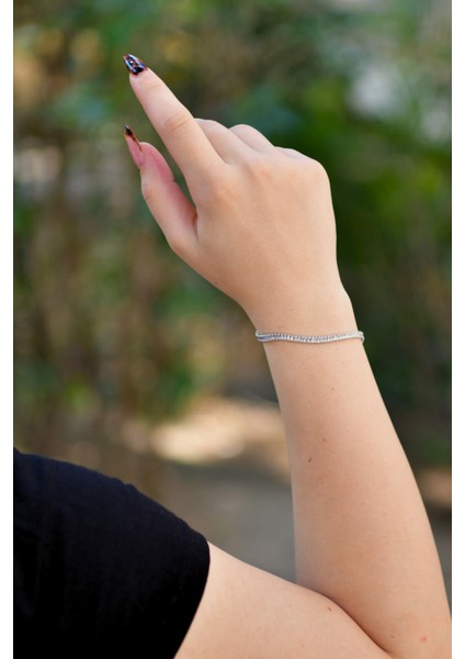 Dikdörtgen Sıralı Zirkon Taşlı Kadın Çelik Görünümlü Xp Zincir Bileklik