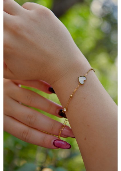 Zirkon Taşlı Dorikalı Toplu Kalpli Kadın Çelik Bileklik fiyatları