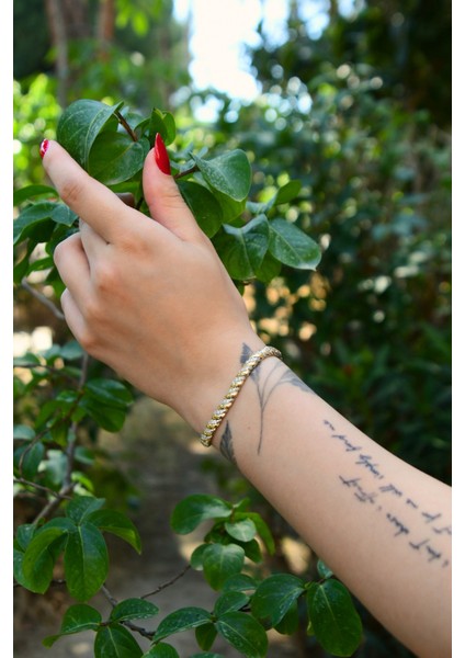 Çift Renkli Zirkon Taşlı Sarmal Burgu Model Kadın Çelik Görünümlü Xp Zincir Bileklik modelleri