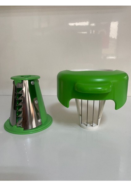 Yeşil Plastik Küp Max Chips Kesme Aparatı, 50/60 Hz, Pratik ve Kullanışlı