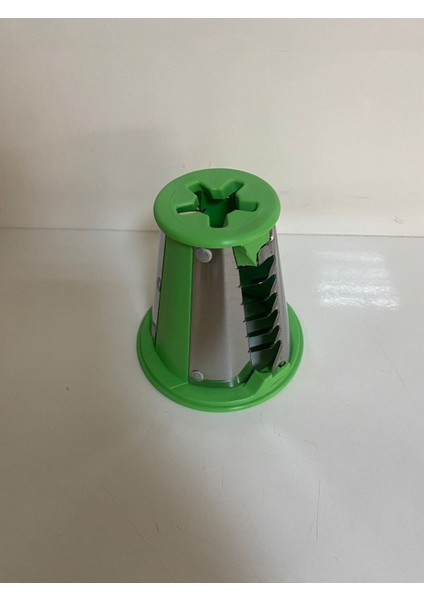 Yeşil Plastik Küp Max Chips Kesme Aparatı, 50/60 Hz, Pratik ve Kullanışlı