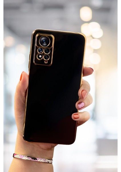 Xiaomi Redmi Note 12 Pro Kılıf Parlak Kenarlı Altın Işlemeli Kamera Korumalı Kapak