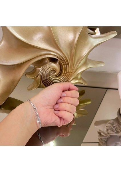 Safir Taşlı Damla Model Gümüş Bileklik