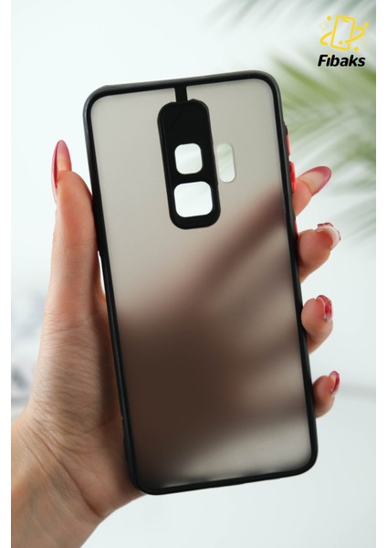 Samsung Galaxy J6 Plus Mat Kamera Korumalı Renkli Tuşlu Sert Silikon Kılıf