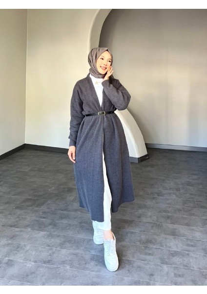 Selin Uzun Kemerli Oversize Triko Yünlü Hırka