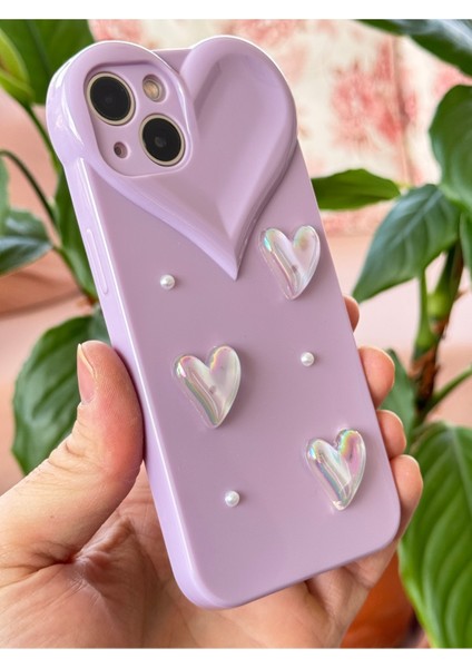 Apple iPhone 13 Kılıf Kalpli Inci Desenli Kalp Kamera Tasarımlı Lila Kamera Korumalı Silikon Kapak