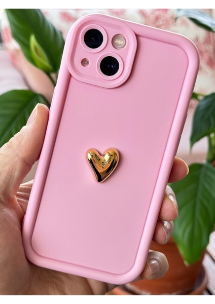 Apple iPhone 13 Kılıf 3D Kalp Tasarımlı Pembe Desenli Yumuşak Kamera Korumalı Silikon Kapak