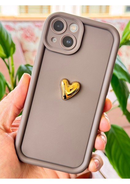 Apple iPhone 13 Kılıf 3D Kalp Tasarımlı Kahverengi Desenli Yumuşak Kamera Korumalı Silikon Kapak modelleri